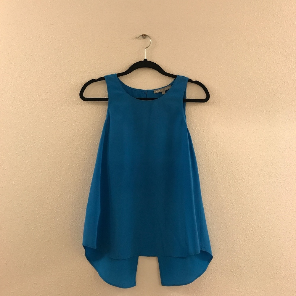 DANIEL RAINN Lorena Split Back Silk Blouse